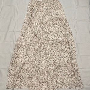 Brandy Melville floral tiered maxi skirt